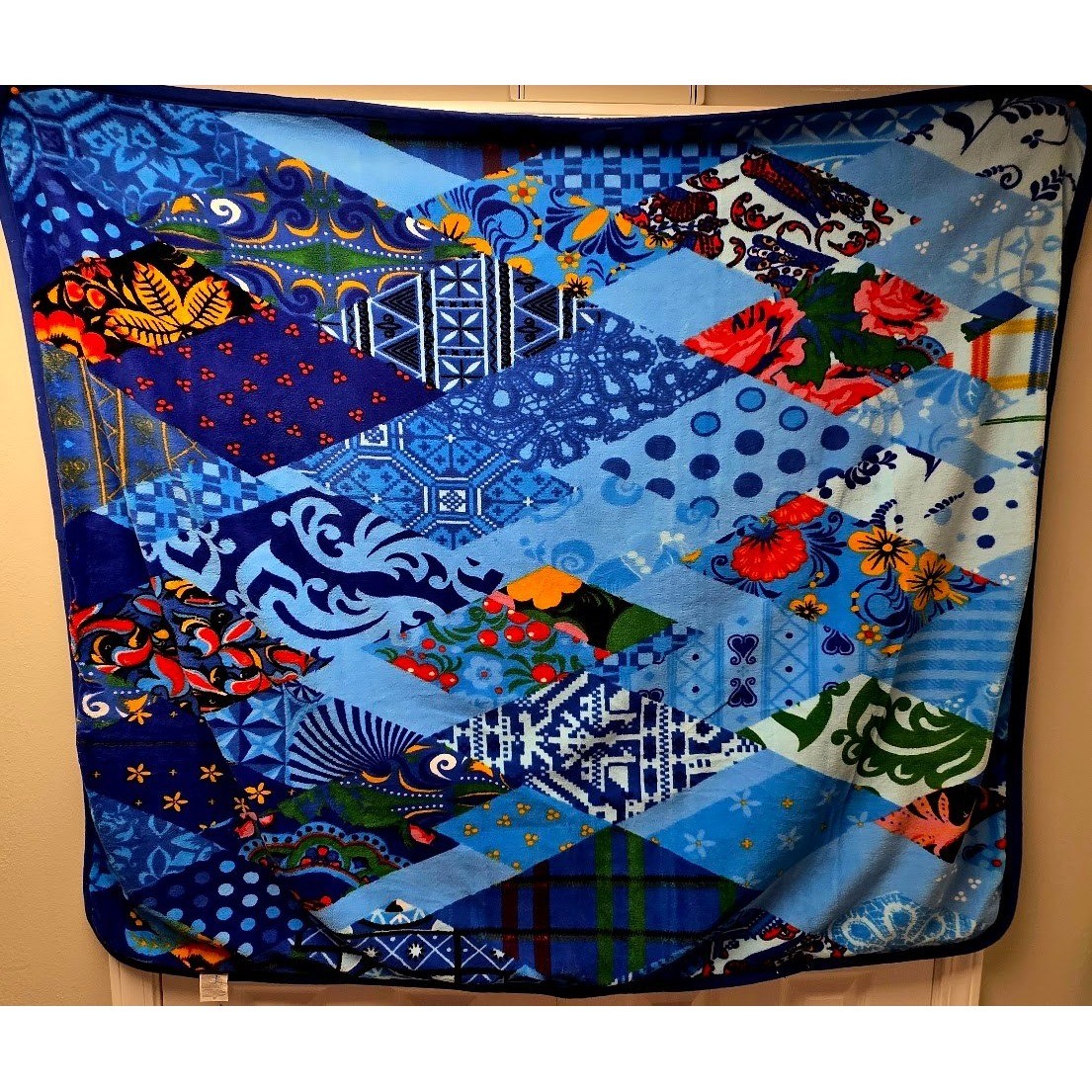 *Rare* 2013 P&G Worldwide Partner Special Gift Blanket 50\