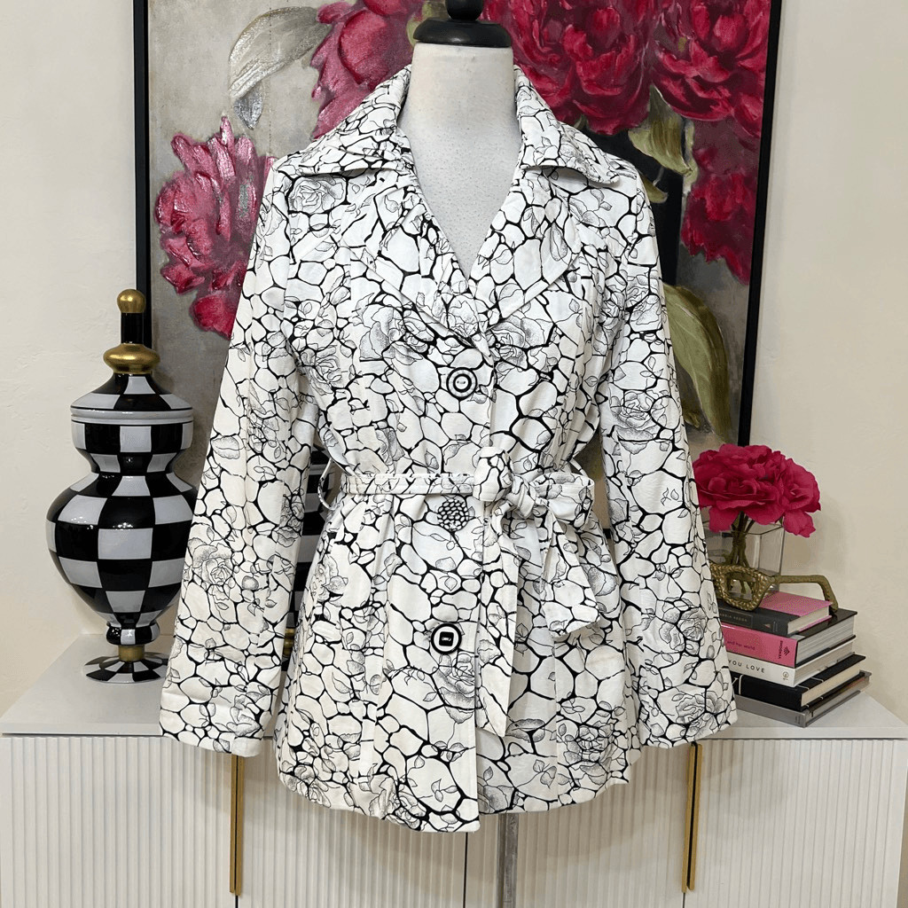 Zashi Floral Button Front Long Sleeve Belted Blazer Black White Medium NWT