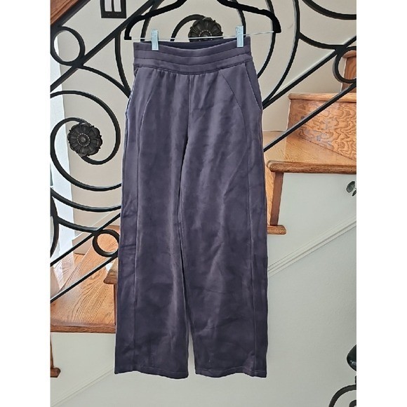 Lululemon Softstreme High-Rise Straight-Leg Pant Purple XS LW5GVAS
