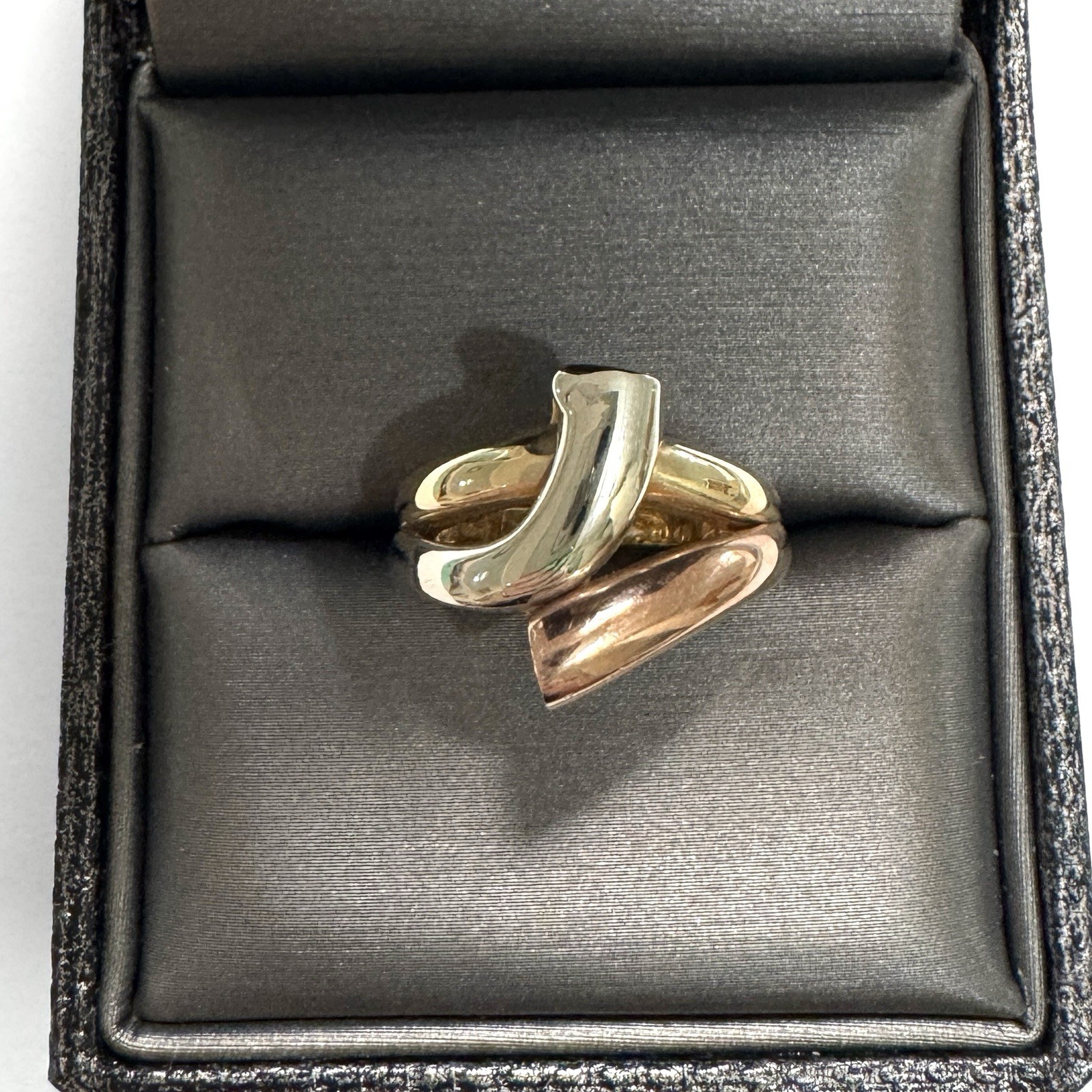 Rare Michael Anthony Solid Tri-Color Yellow Rose White Gold Crossover Ring 5.75