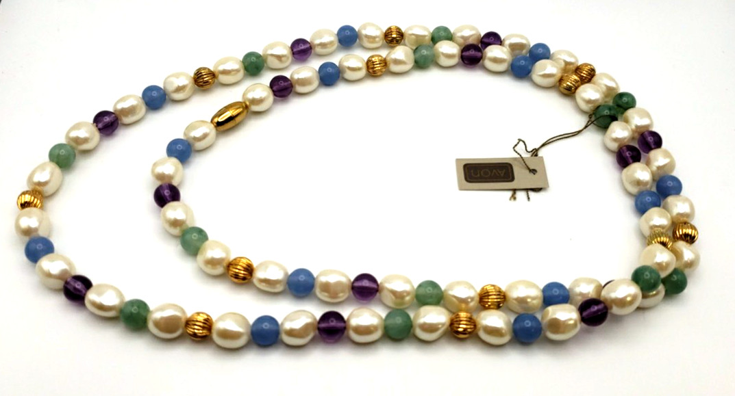 Avon Vintage 1986 Impressionistic Pastels Necklace 36