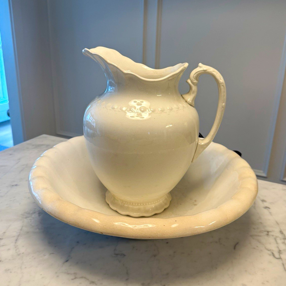 Antique early 1900s White Wash Basin & Pitcher Set – The Colonial Co.