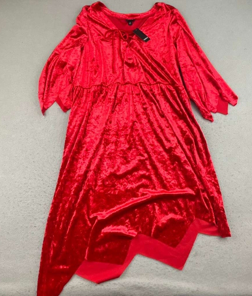 Torrid Top Womens 3X Red Velvet Sexy Devil Lace Up Asymmetrical Costume NWT Torrid Top Womens 3X Red Velvet Sexy Devil Lace Up Asymmetrical Costume NWT