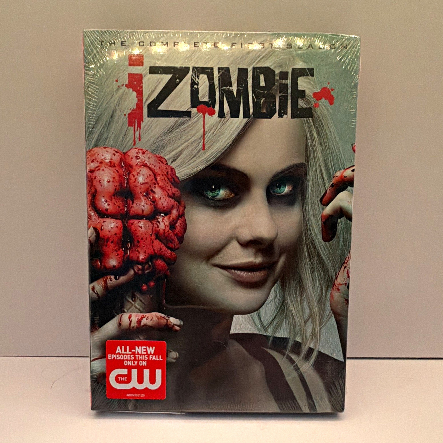 Warner Home Video iZombie Complete First Season DVD Box Set Region 1 2015