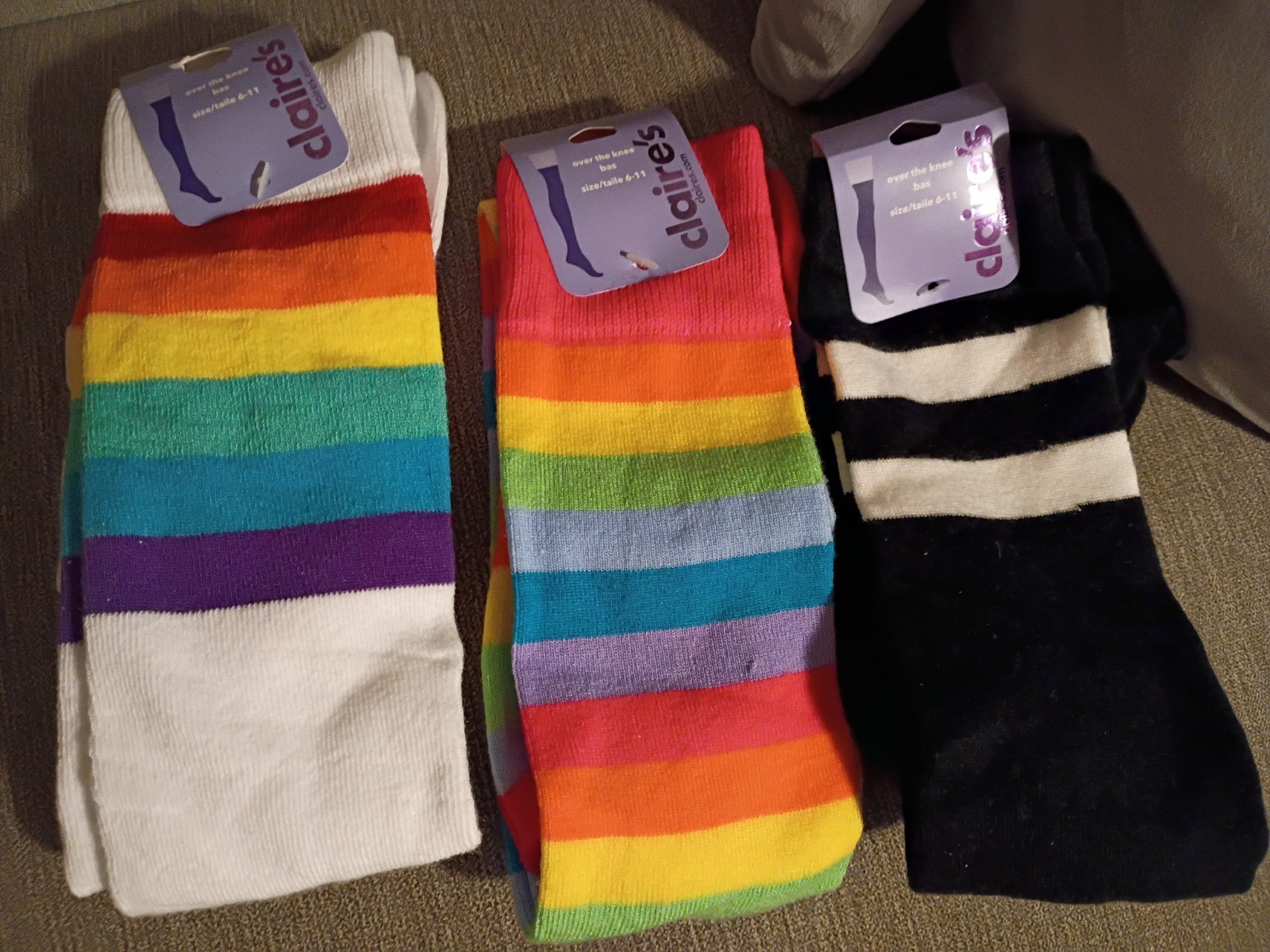 Claire\'s Knee High Socks Set of 3 Black And Rainbow