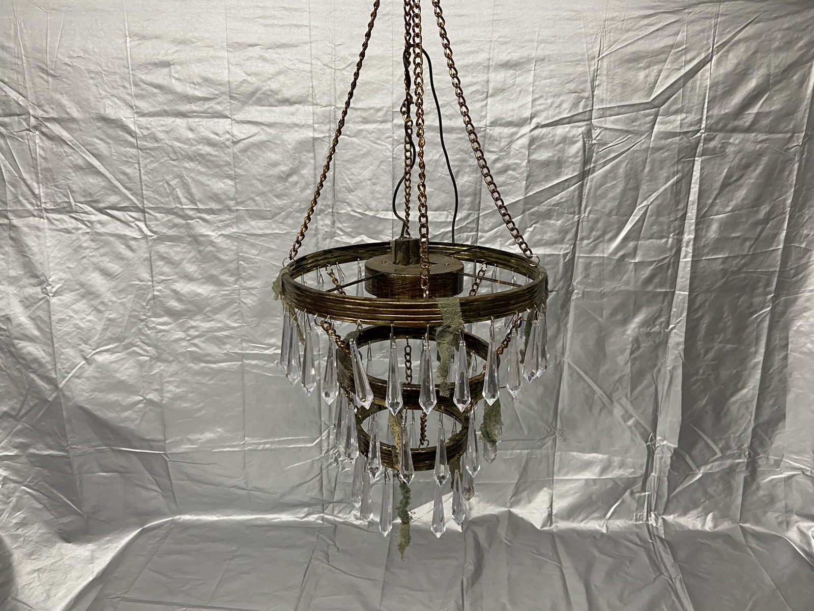 Rare Spirit Halloween Animatronic Haunted Chandelier Shaking Prop 2007 WORKS 