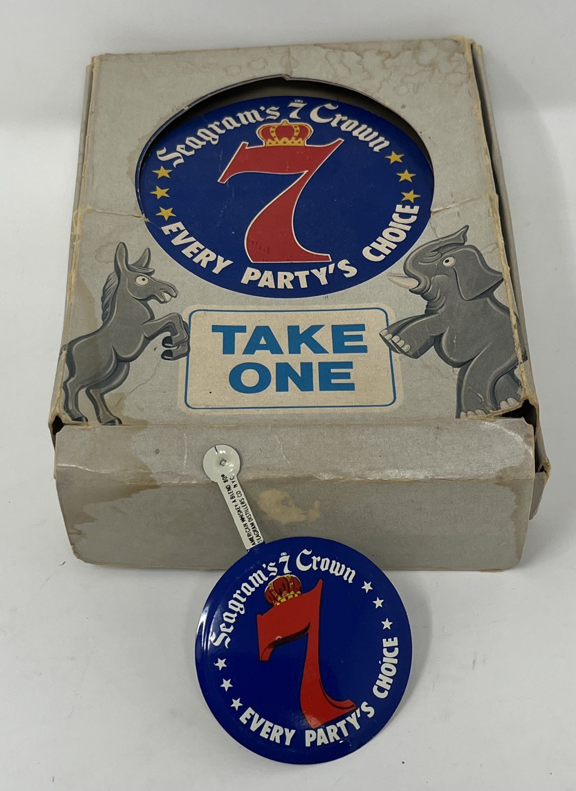 (40) Vintage 1976 Seagram's 7 Crown Political Pins 40 With Original Display Box 