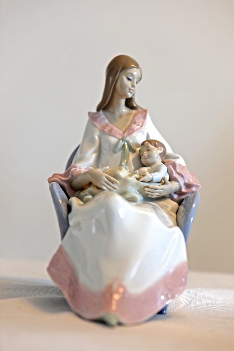 Lladró My Little Treasure Mint Condition Mother & Baby Retired Polope Retail$599