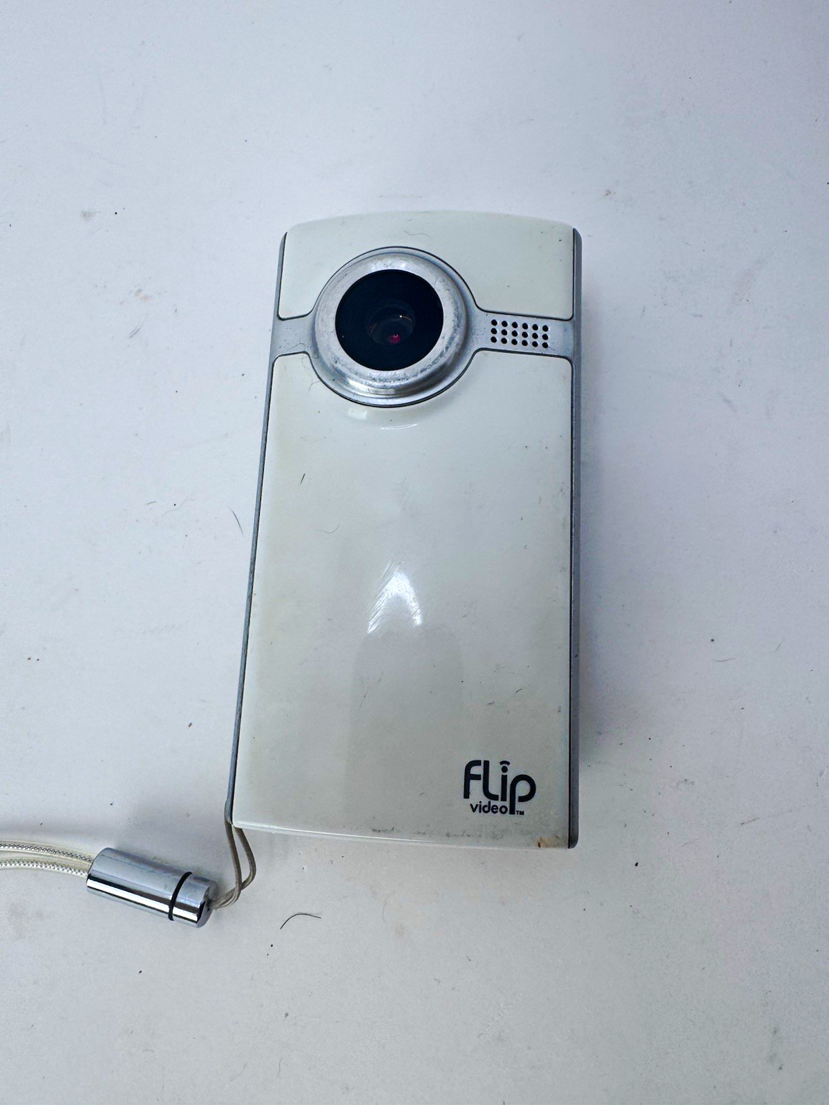 Pure Digital Flip Video Pocket Camcorder White 2\