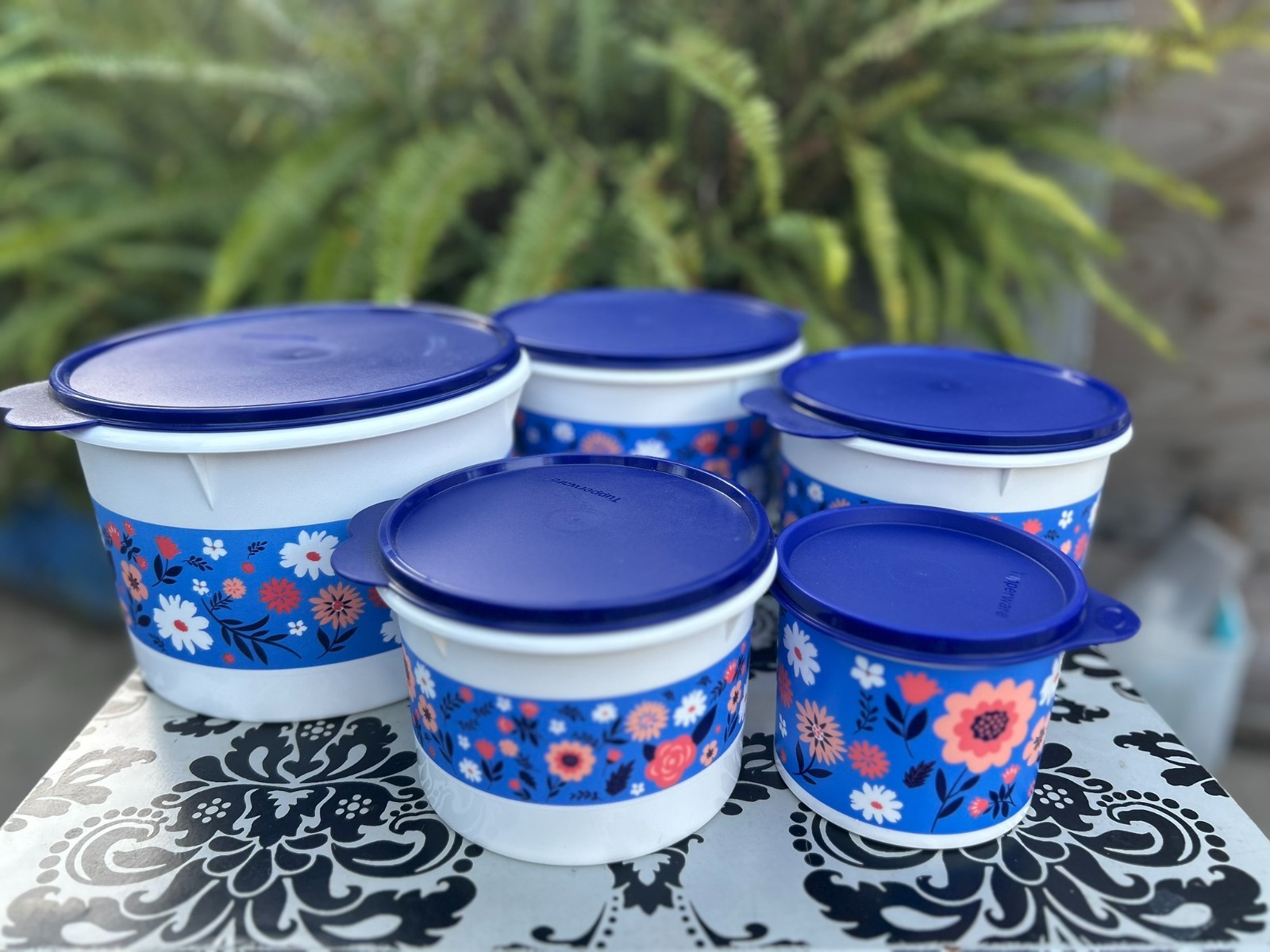 Tupperware Beautiful FLOWER Theme Stacking Canister Set/5 Blue/White NEW Tupperware Beautiful FLOWER Theme Stacking Canister Set/5 Blue/White NEW