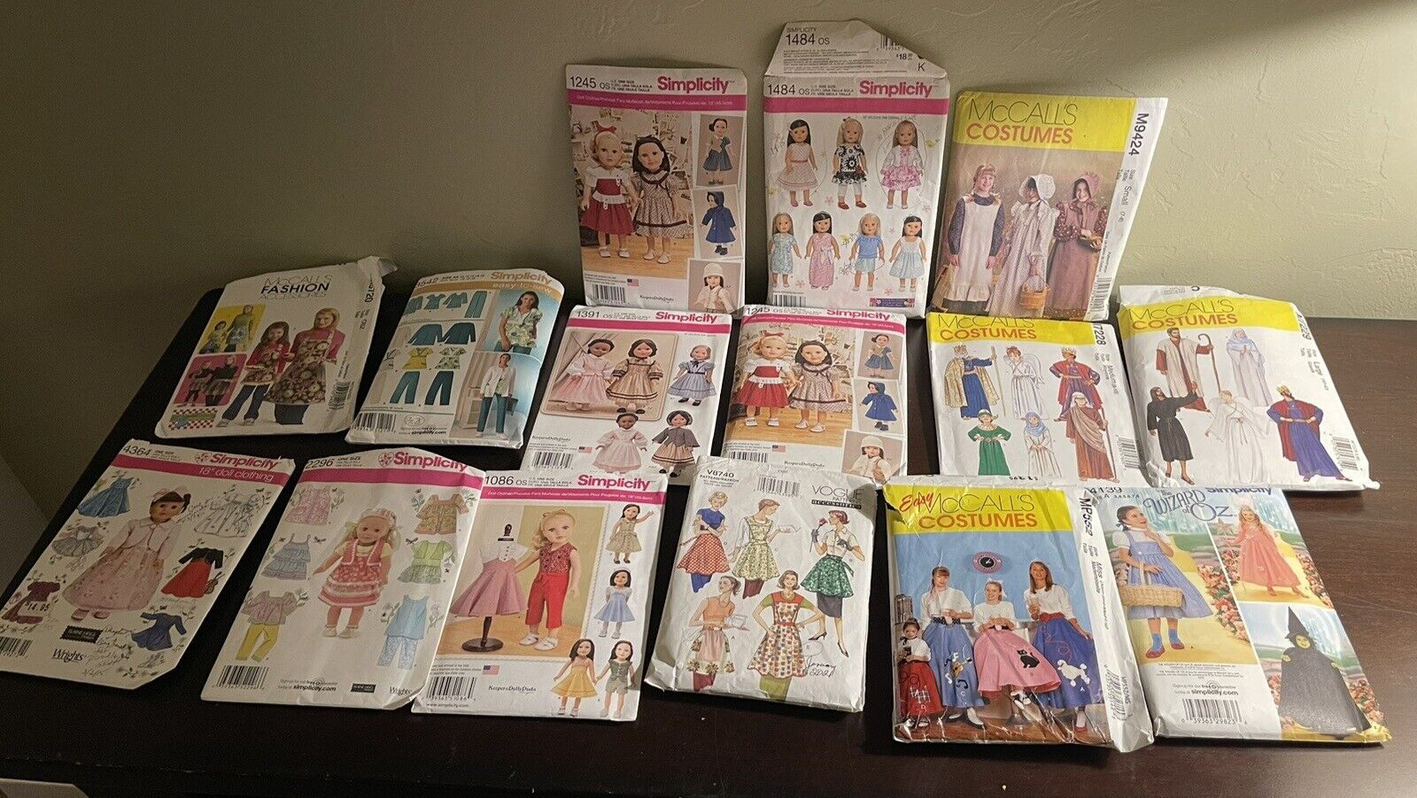 LOT (15) Vintage Simplicity Mccall\'s Vogue Sewing Patterns LOT (15) Vintage Simplicity Mccall\'s Vogue Sewing Patterns