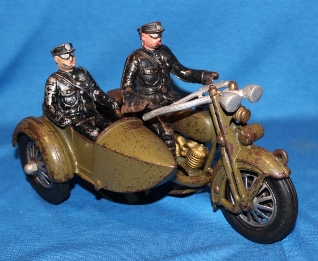 ORIGINAL CAST IRON HUBLEY ARMY GREEN POLICE SIDECAR MOTORCYCLE W/RIDERS - 1930s