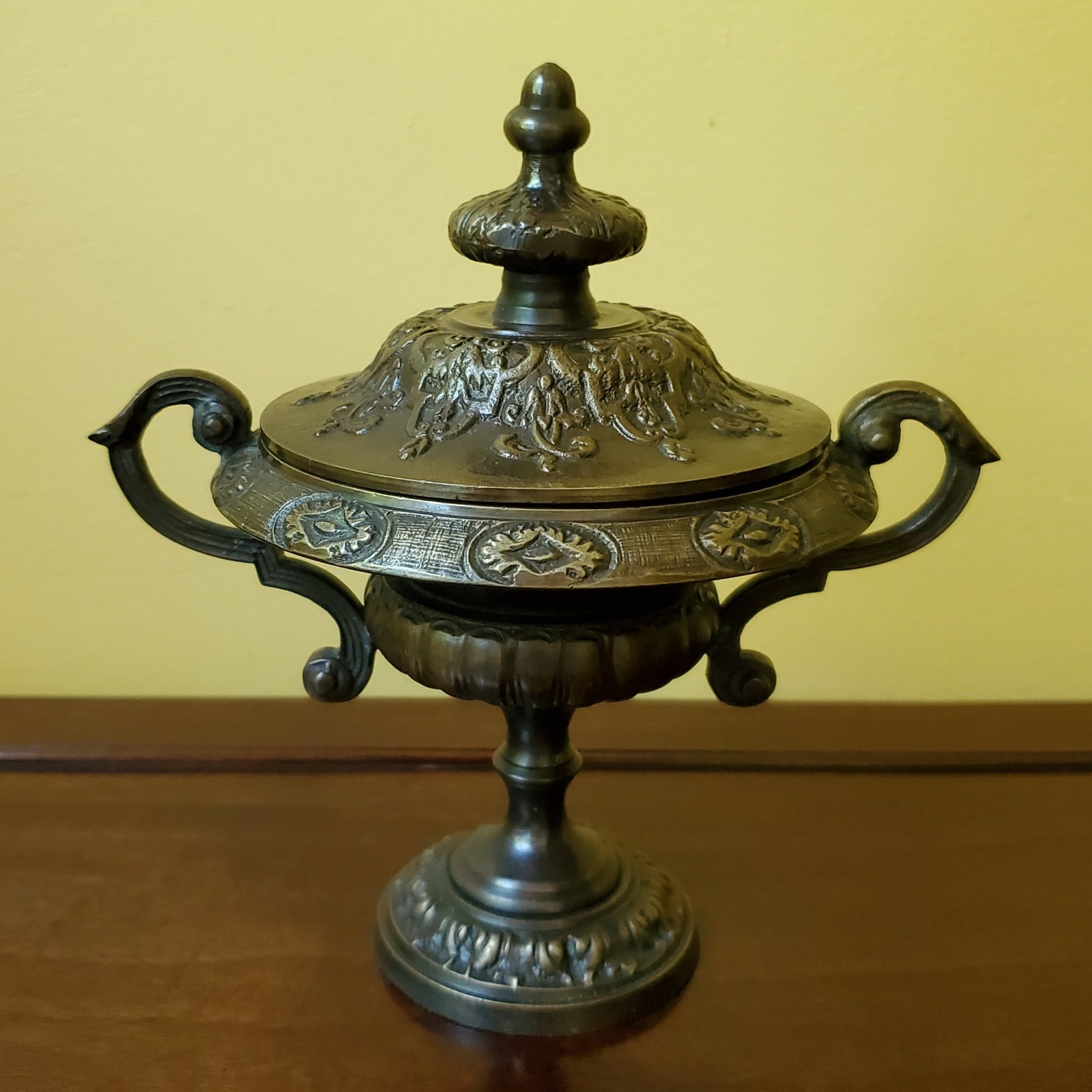 Antique Late 19th Century Neoclassical Bronze Lidded Pastille Burner Beautiful