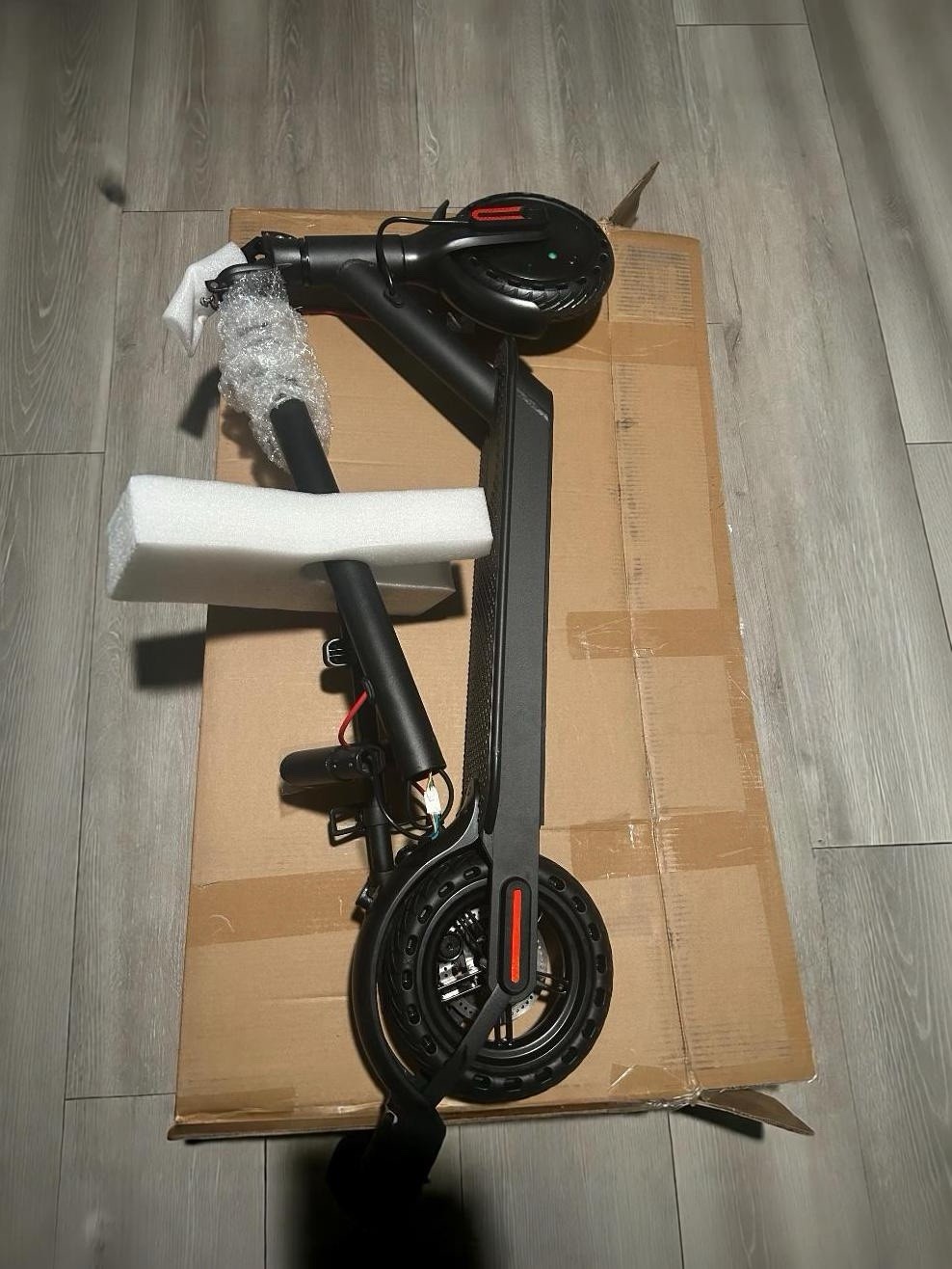 1000w52v28Electric Segway Maximum Speed: 25 mph Range: 28 mile-40. No Manual