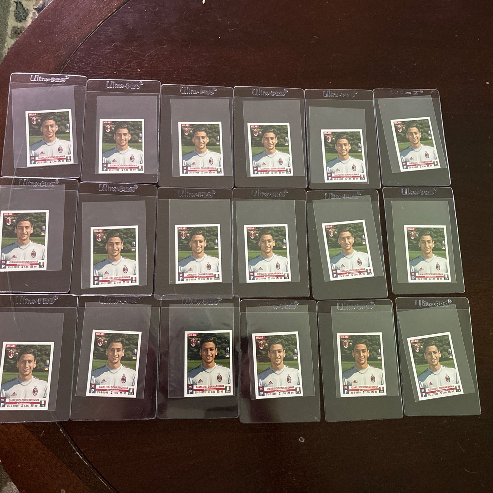 LOT OF EIGHTEEN (18) DONNARUMMA ROOKIE STICKER CALCIATORI PANINI 2015-16 #359