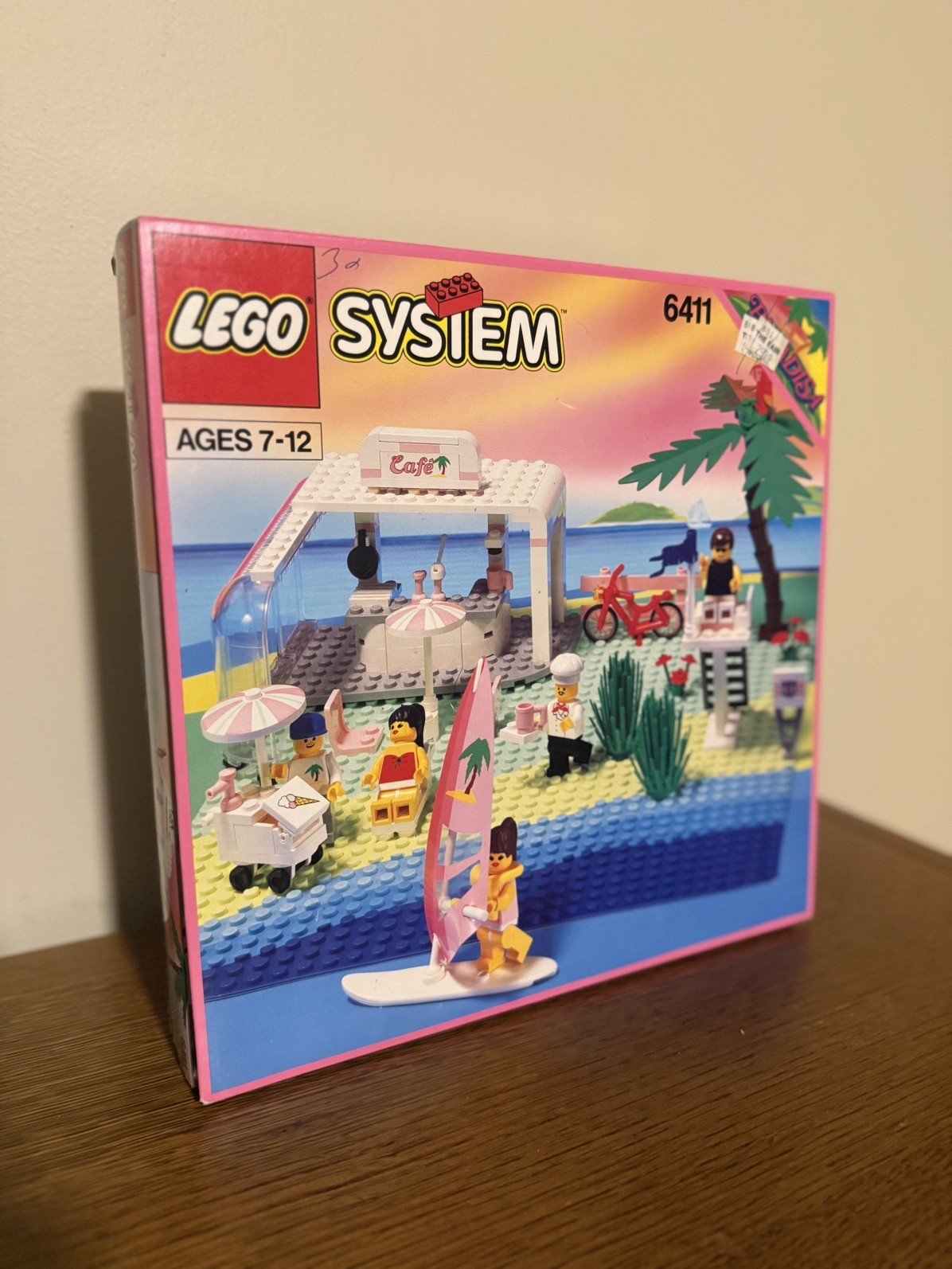 LEGO Town: Sand Dollar Café (6411) - New Sealed In Box - Lot 2