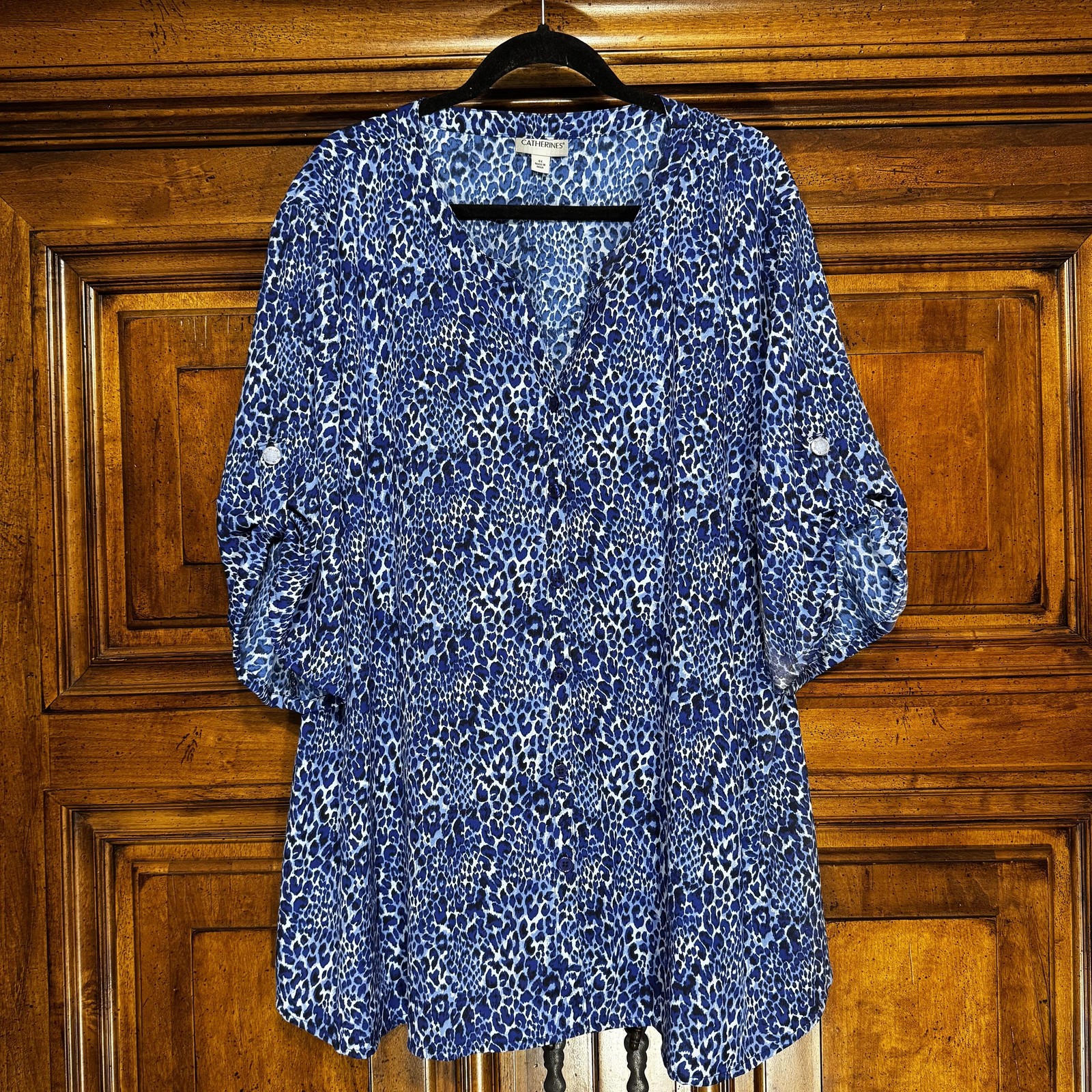 Catherines Tunic Top Womens 4X Blue Animal Print Roll Tab Sleeve Button Front