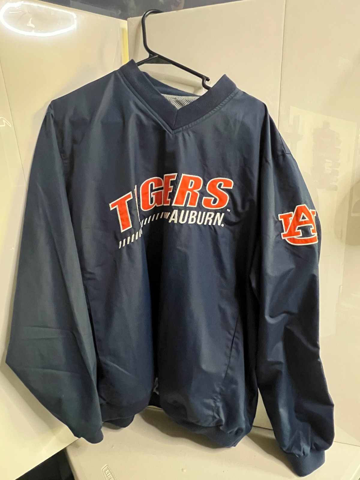 Auburn Tigers Pullover - L Franchise club