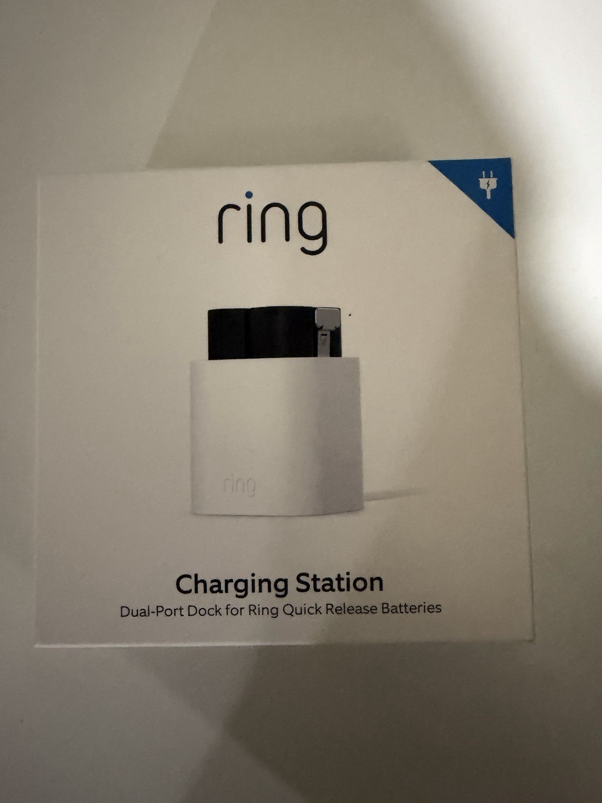 Ring Charging Station Dual-Port Dock Quick Release Battery Packs White New