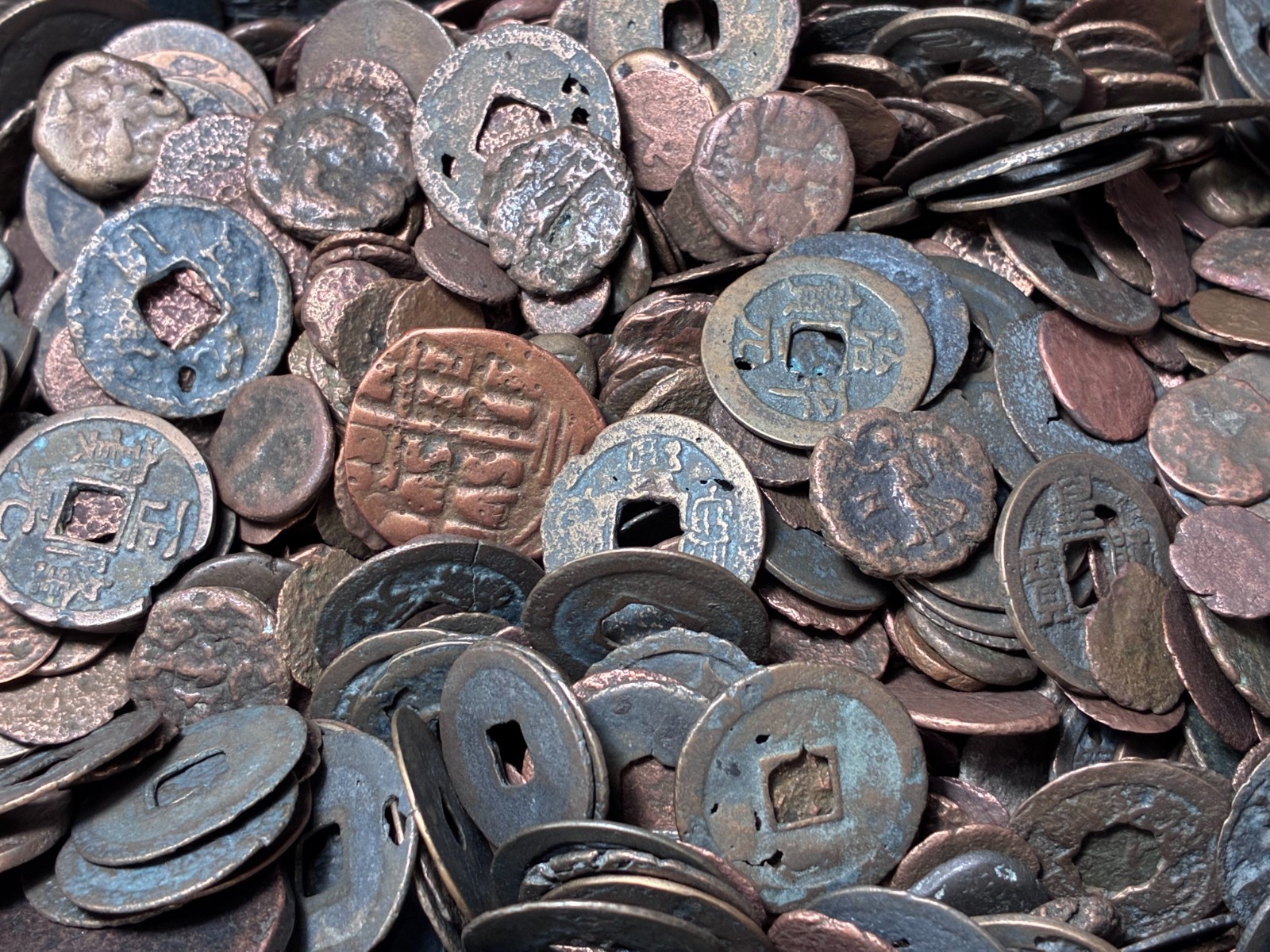 LOT OF 12 Ancient Coins - Roman Byzantine Chinese Cash Spanish Cob Mix |#N111|
