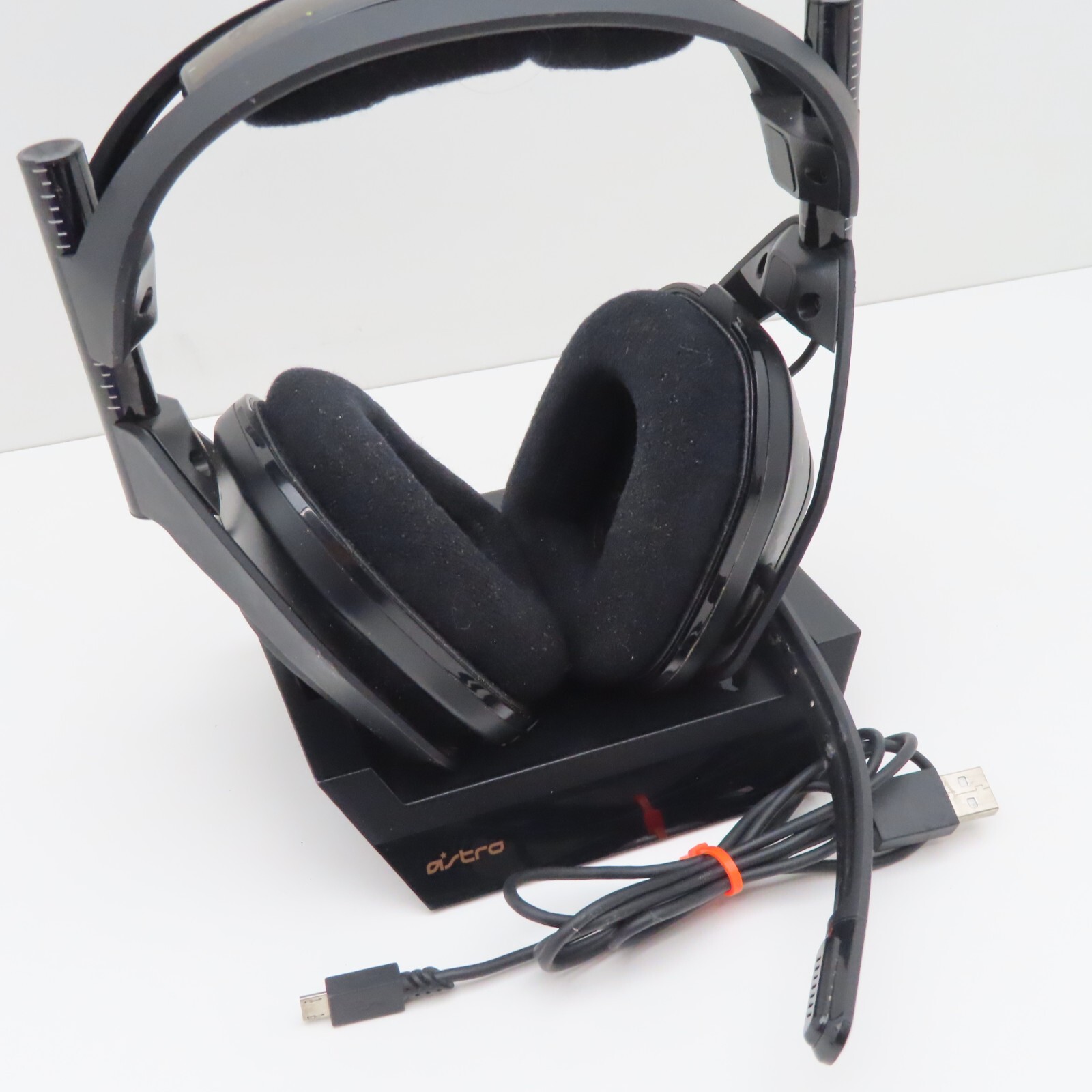 Astro A50 Xbox Series X|S/One PC Wireless Gaming Headset+Base Station Black Astro A50 Xbox Series X|S/One PC Wireless Gaming Headset+Base Station Black