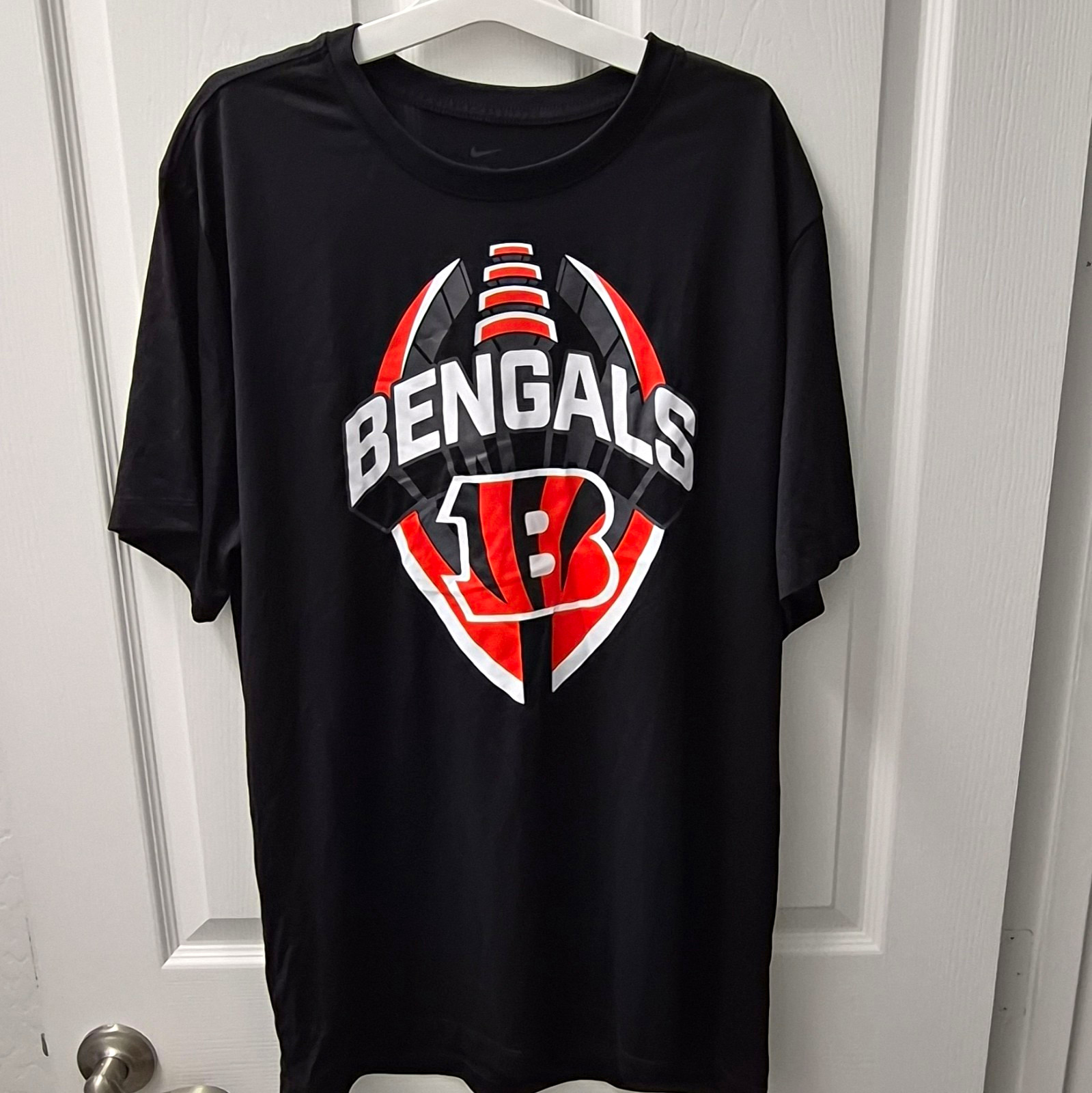Nike Cincinnati Bengals Dri-Fit Mens XL TShirt  NWOT