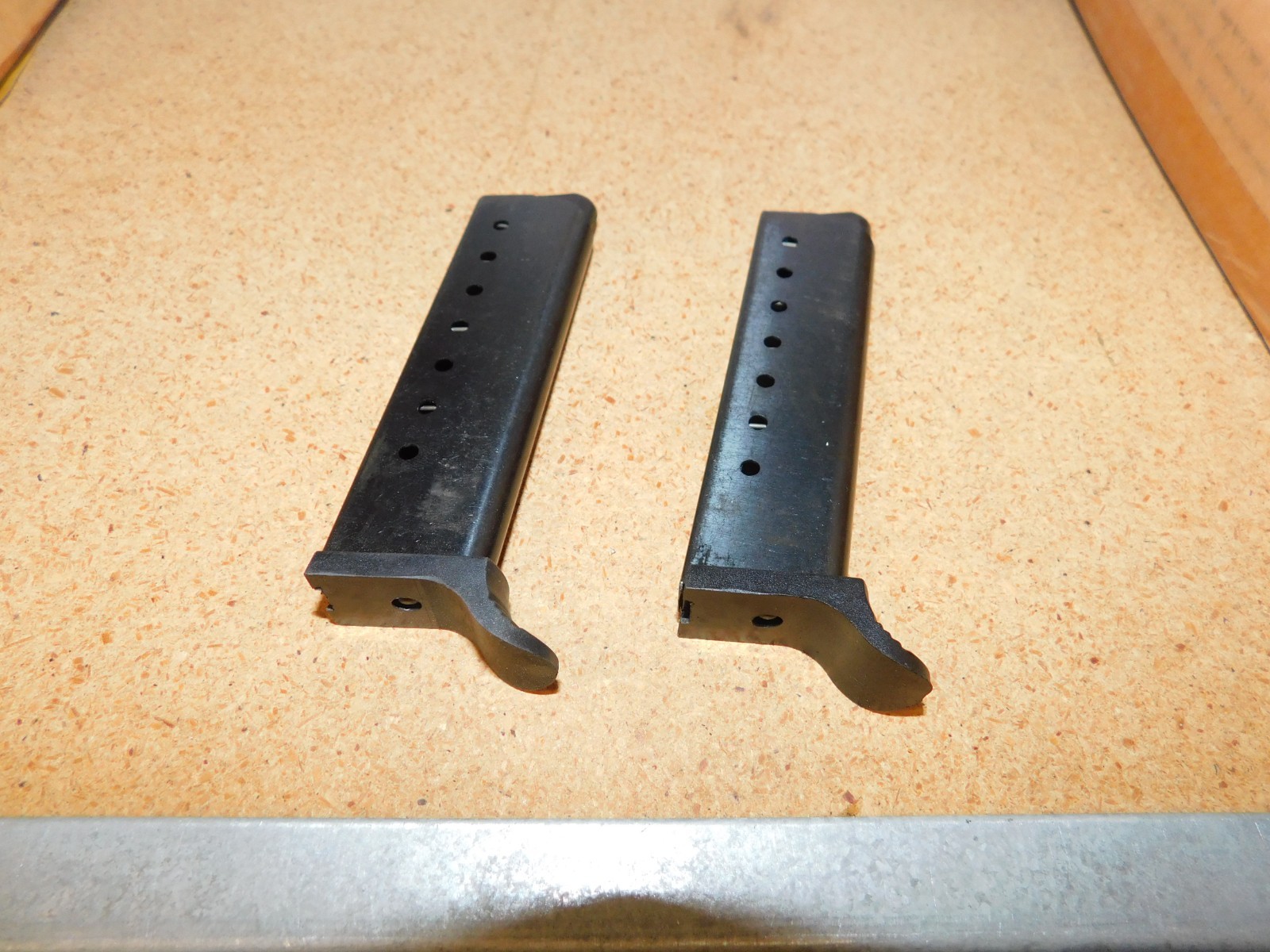 2 - NEW - 7rd Magazines for Beretta 1934 - 1935 - .32acp       (B120)
