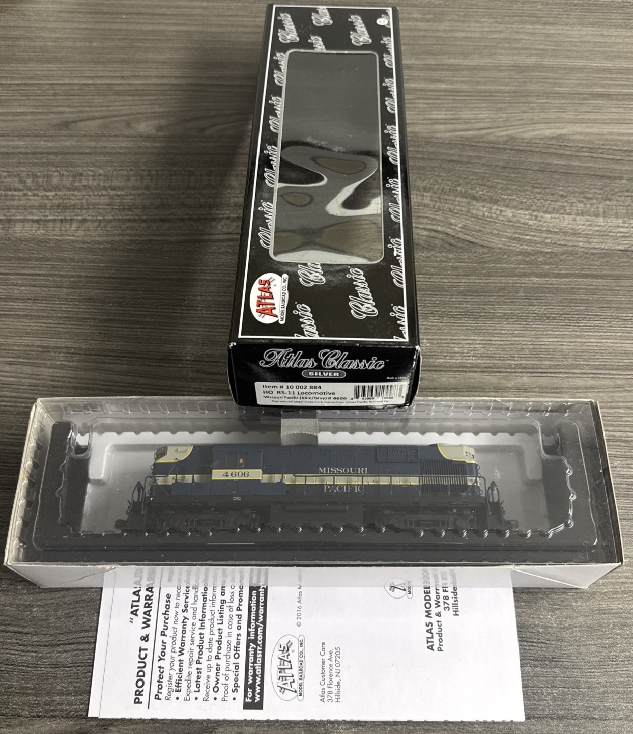 Atlas Classic Silver HO #10002884 RS-11 Locomotive Missouri Pacific #4606 - NIB
