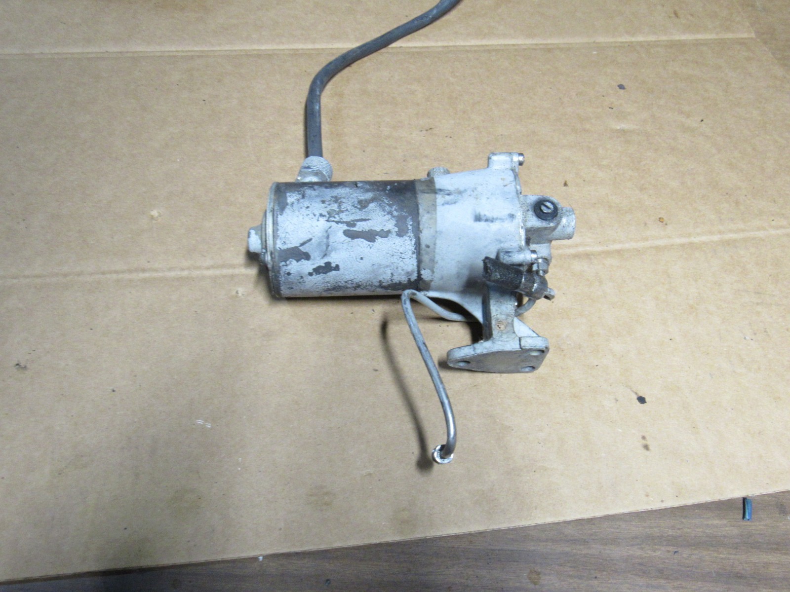 Vintage Johnson Evinrude Power Trim Motor Pump Vintage Johnson Evinrude Power Trim Motor Pump