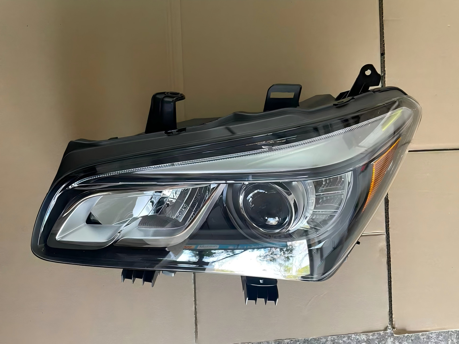 For 2014-2017 Infiniti QX80 Left Driver Side LED Headlight Assembly w/o Adaptive