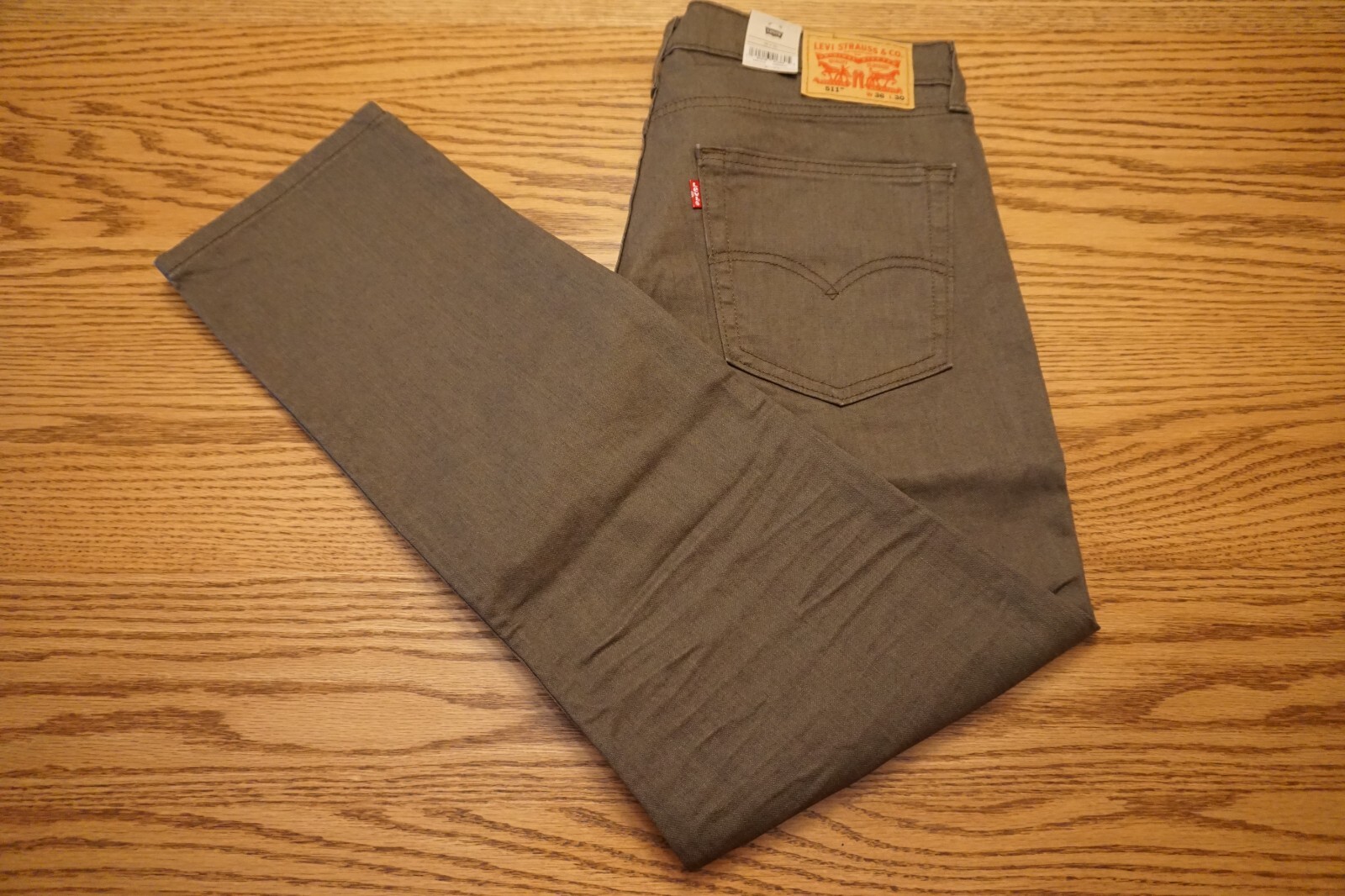 NWT MEN\'S LEVI JEANS 511 Multiple Sizes Slim Below Waist Stretch New Khaki $69 NWT MEN\'S LEVI JEANS 511 Multiple Sizes Slim Below Waist Stretch New Khaki $69