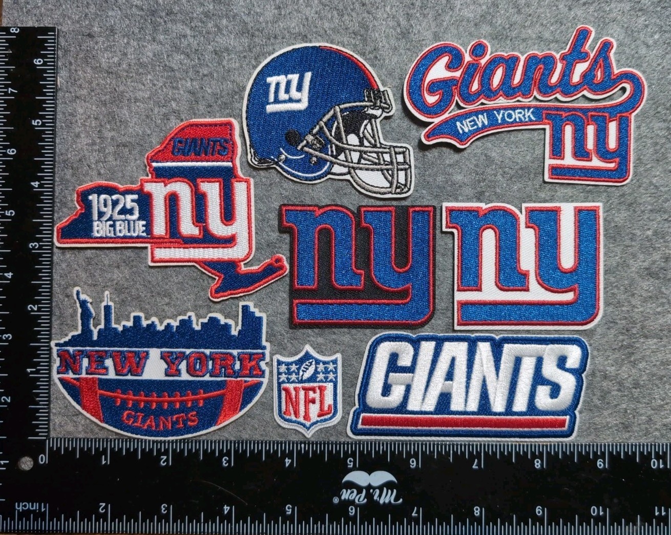 LOT OF 8 NEW YORK GIANTS IRON ON EMBROIDERED PATCHES EVERYTHING IN PHOTO