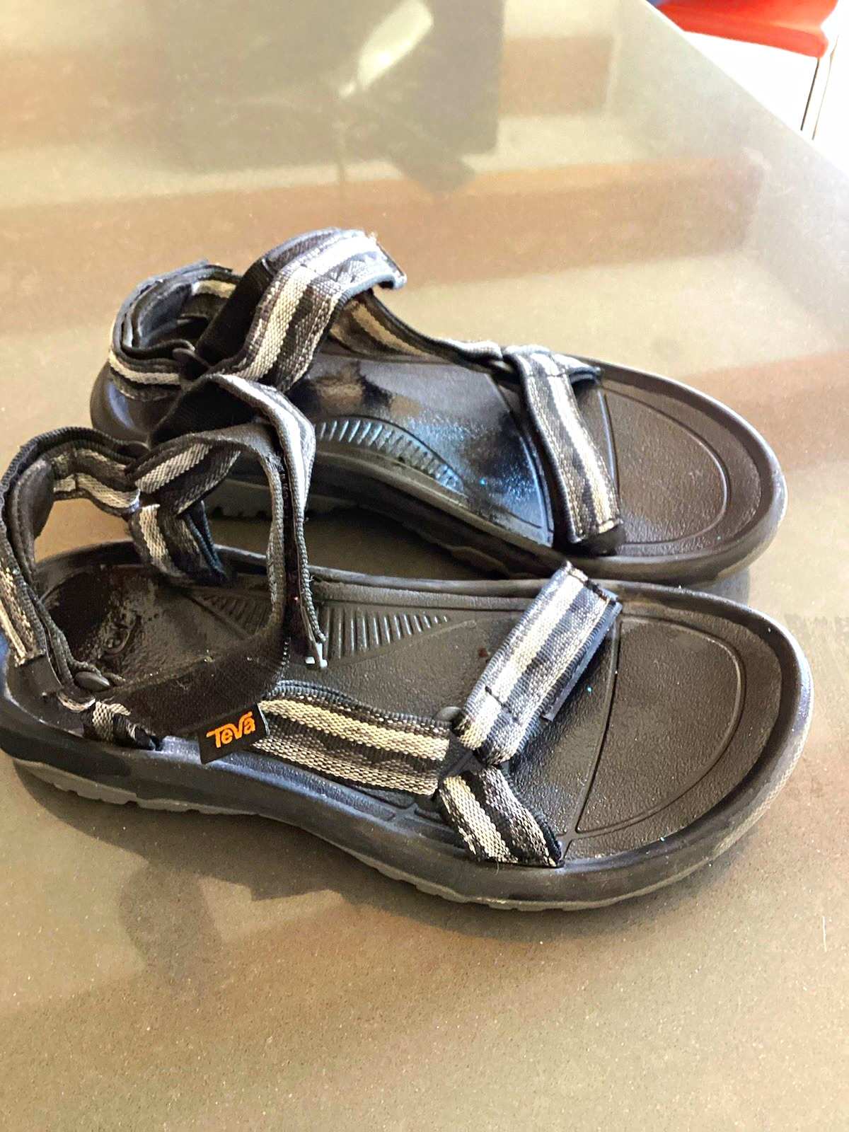Teva Hurrican XLT 2 Women’s Strappy Sandals Black Gray Striped Hook & Loop 8 Teva Hurrican XLT 2 Women’s Strappy Sandals Black Gray Striped Hook & Loop 8