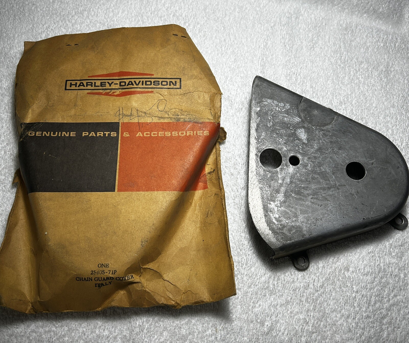 Aermacchi Harley NOS NEW 25405-71P Chain Cover Sprint SS SX.    A2c