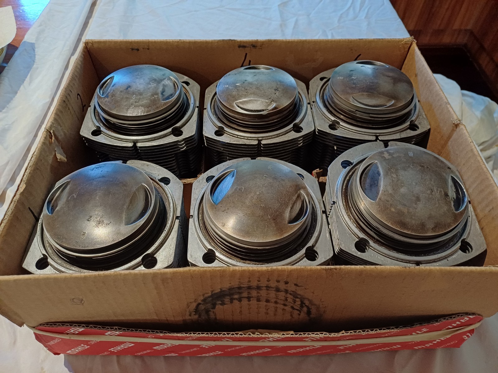 Porsche 911 2.4 Litre Full  Set of 84mm Mahle Barrels And Pistons.