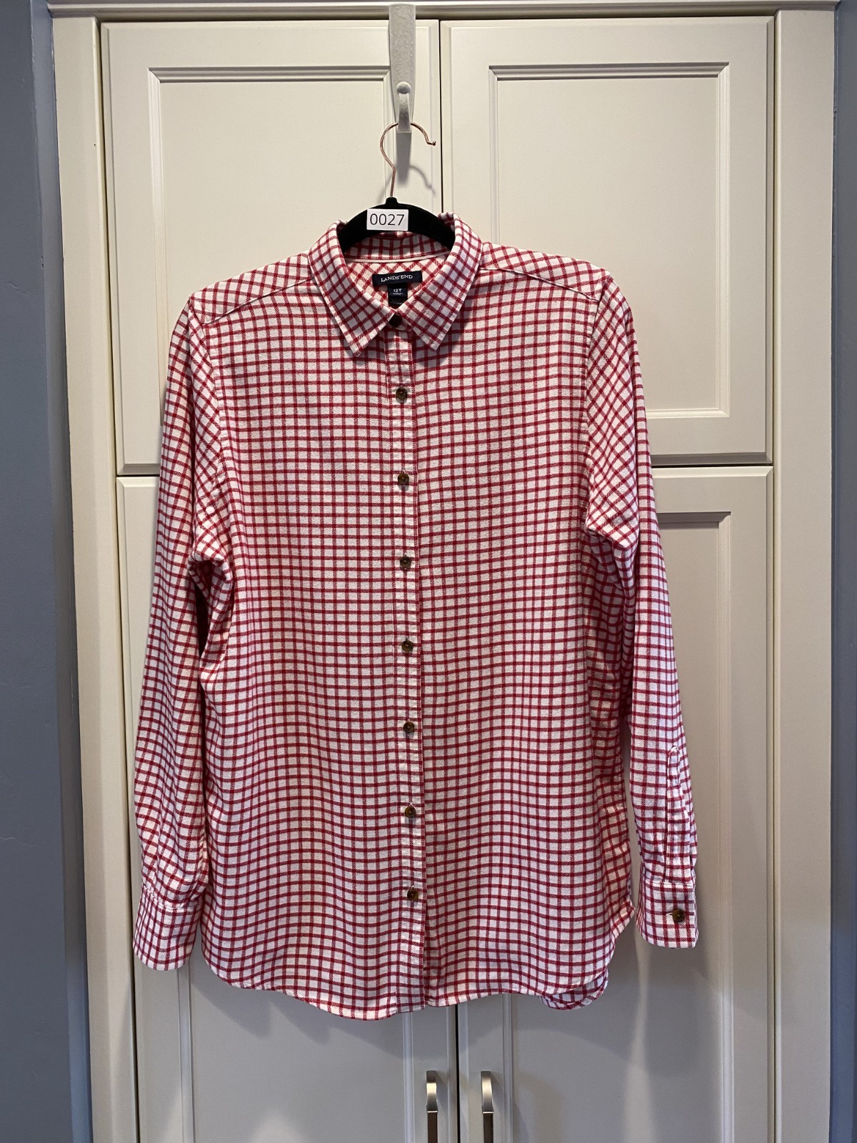 Land\'s End Women\'s Red and White checked long sleeve shirt