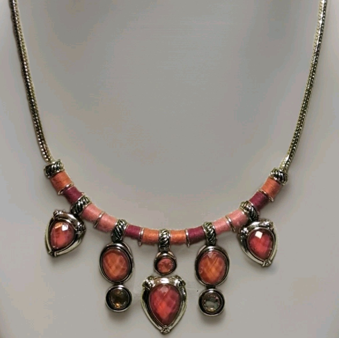 Vtg NAPIER Multi Color Beads &  Silver Tone  Necklace 14\