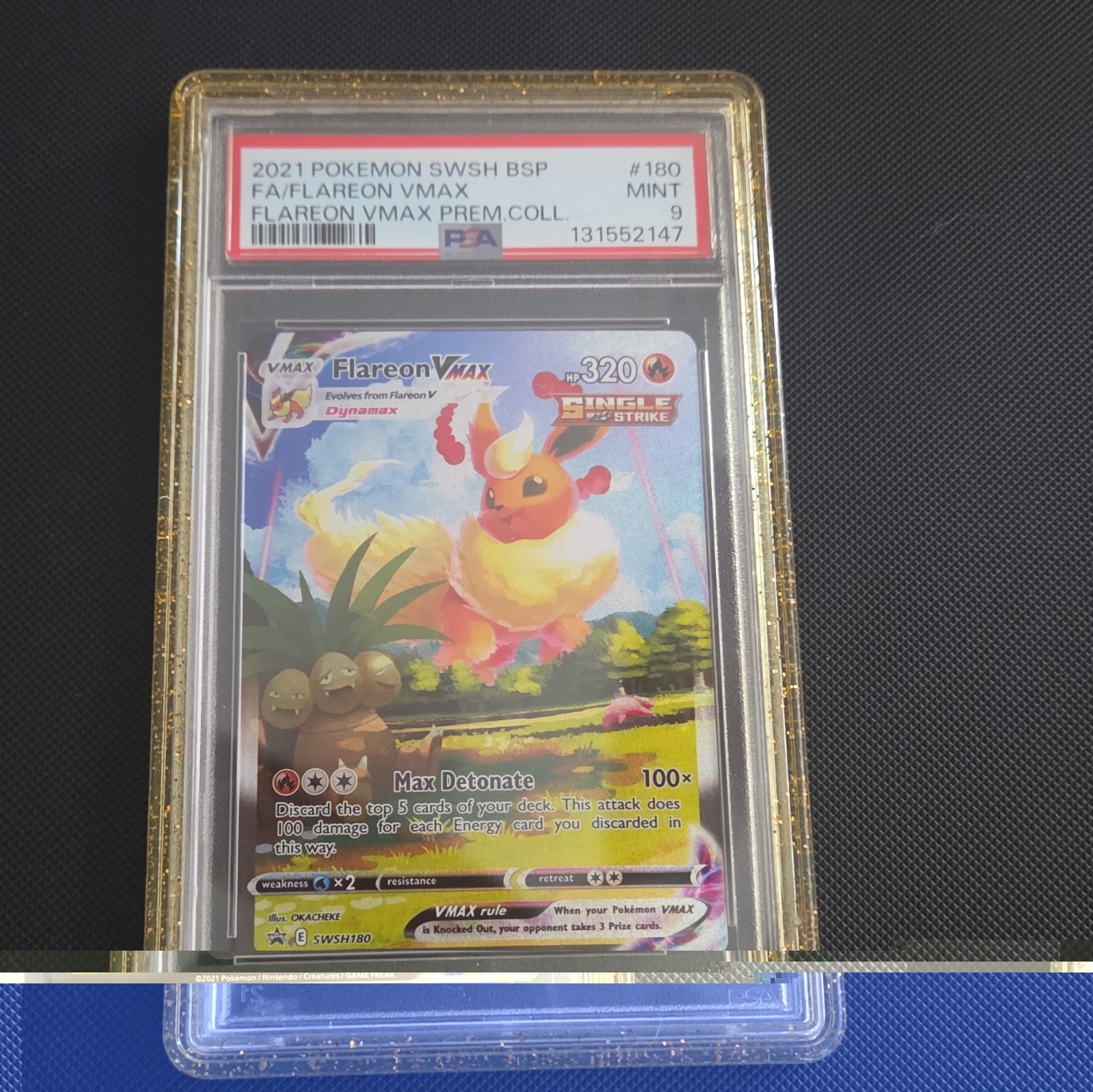 Pokemon TCG 2021 SWSH Promo Flareon VMAX #180 Full Art Holo ENG PSA 9 Pokemon TCG 2021 SWSH Promo Flareon VMAX #180 Full Art Holo ENG PSA 9