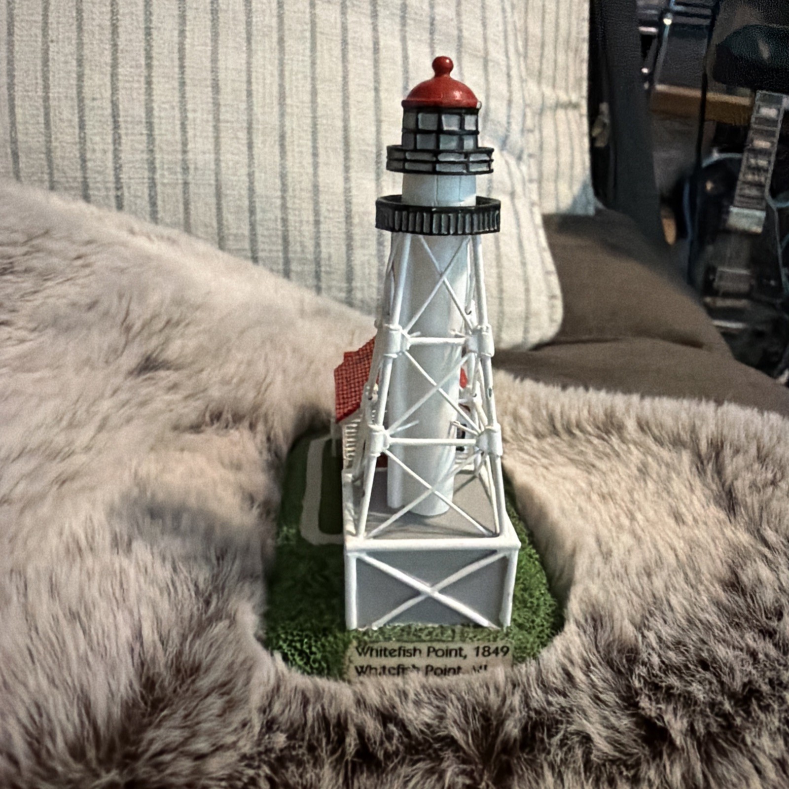 Vintage Geo Z Lefton Whitefish Point  Mini Lighthouse Figurine 1999
