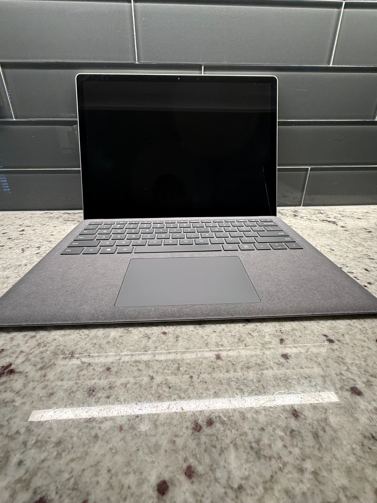 Microsoft Surface Laptop 4  / 13.5\