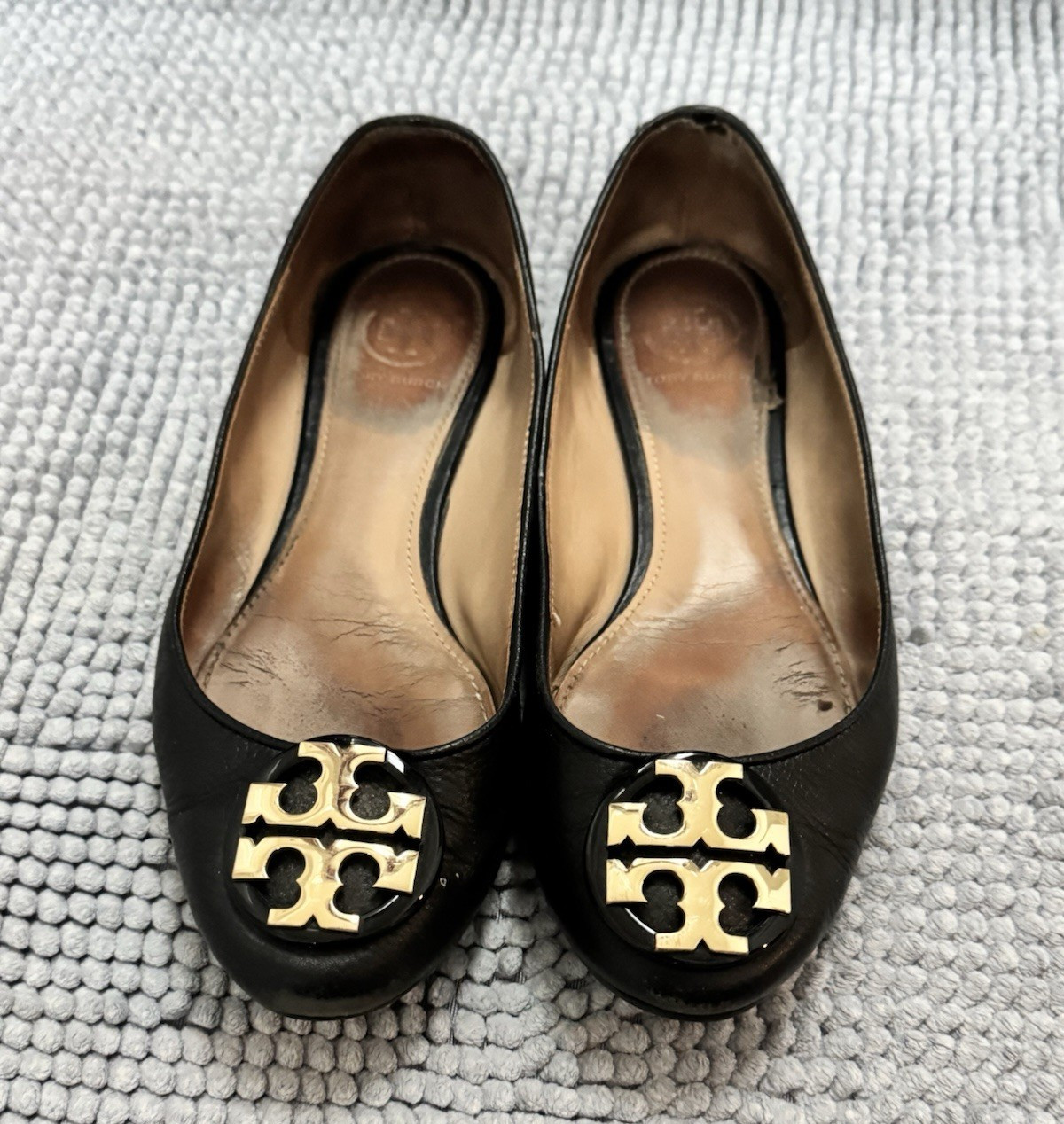 tory burch black leather ballet flats slip-on with gold logo womens 5.5 tory burch black leather ballet flats slip-on with gold logo womens 5.5