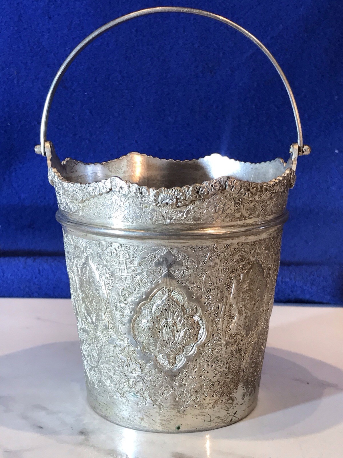 Vintage Hand Engraved Middle Eastern Bucket ,84 SOLID Silver 277.22 grams