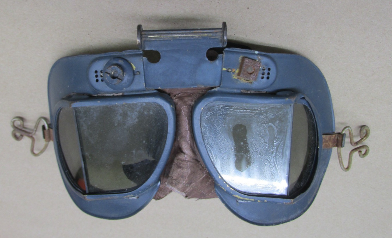 RARE Genuine WW2 RAF MKVII MK7 Flying / Pilot Goggles for Parts or Restoration