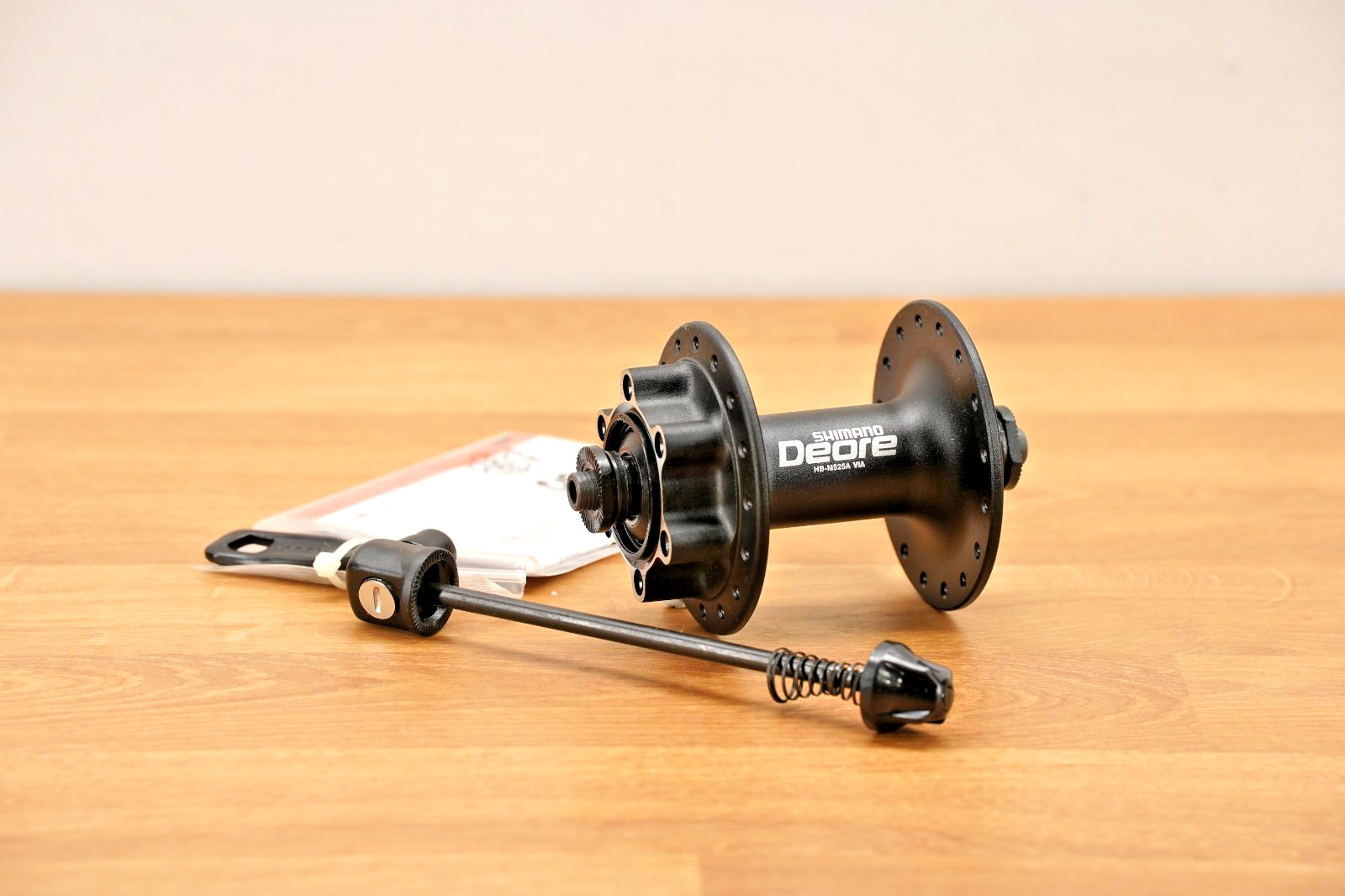 Shimano DEORE HB-M525A Front Hub - QR - 32H - 6 Bolt Disc - NEW OEM