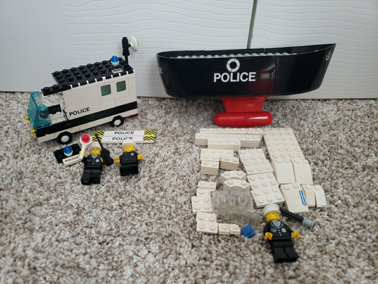Lego Police Lot Of 2, Set 709 And 6676, Both Incomplete Read Description Lego Police Lot Of 2, Set 709 And 6676, Both Incomplete Read Description