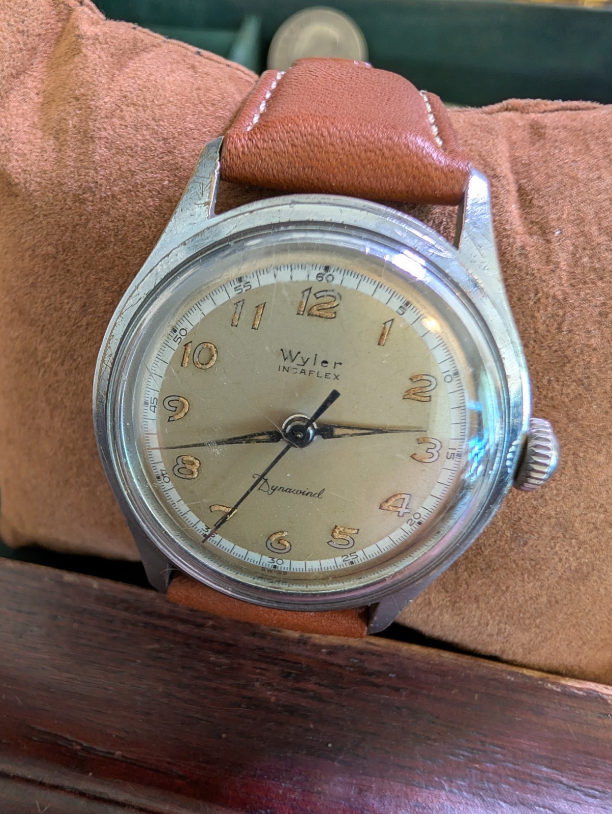 Vintage Wyler Incaflex Dynawind Automatic Watch Full Arabic Numeral Dial