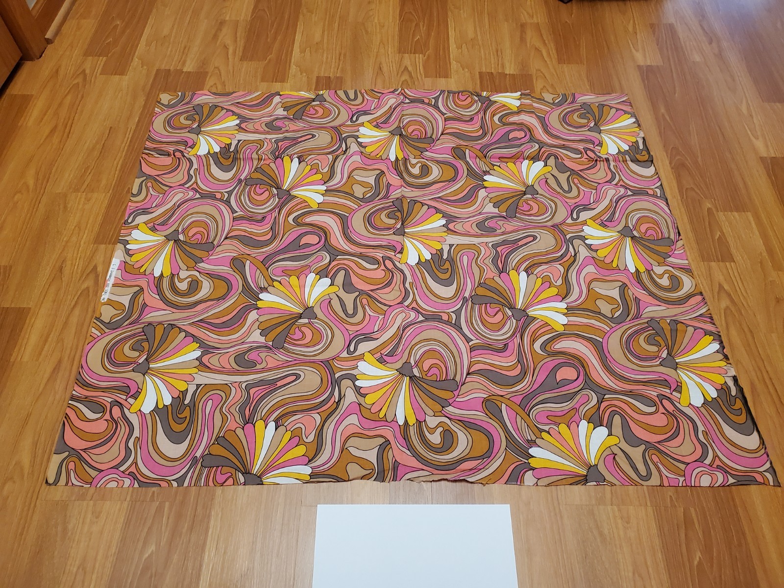 Awesome RARE Vintage Mid Century retro 70s 60s Trippy Psychedelic Swirl fabric