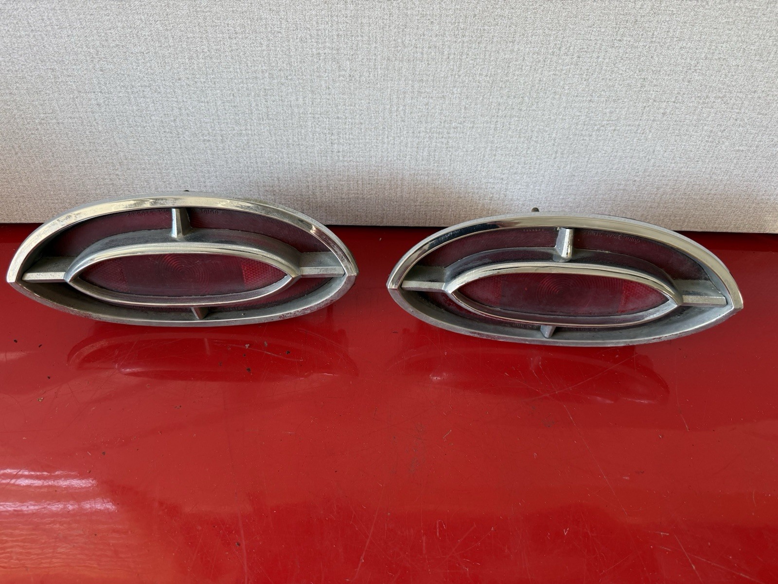 1962 Oldsmobile Starfire 88 98 Tail Lights Pair LH RH Pair