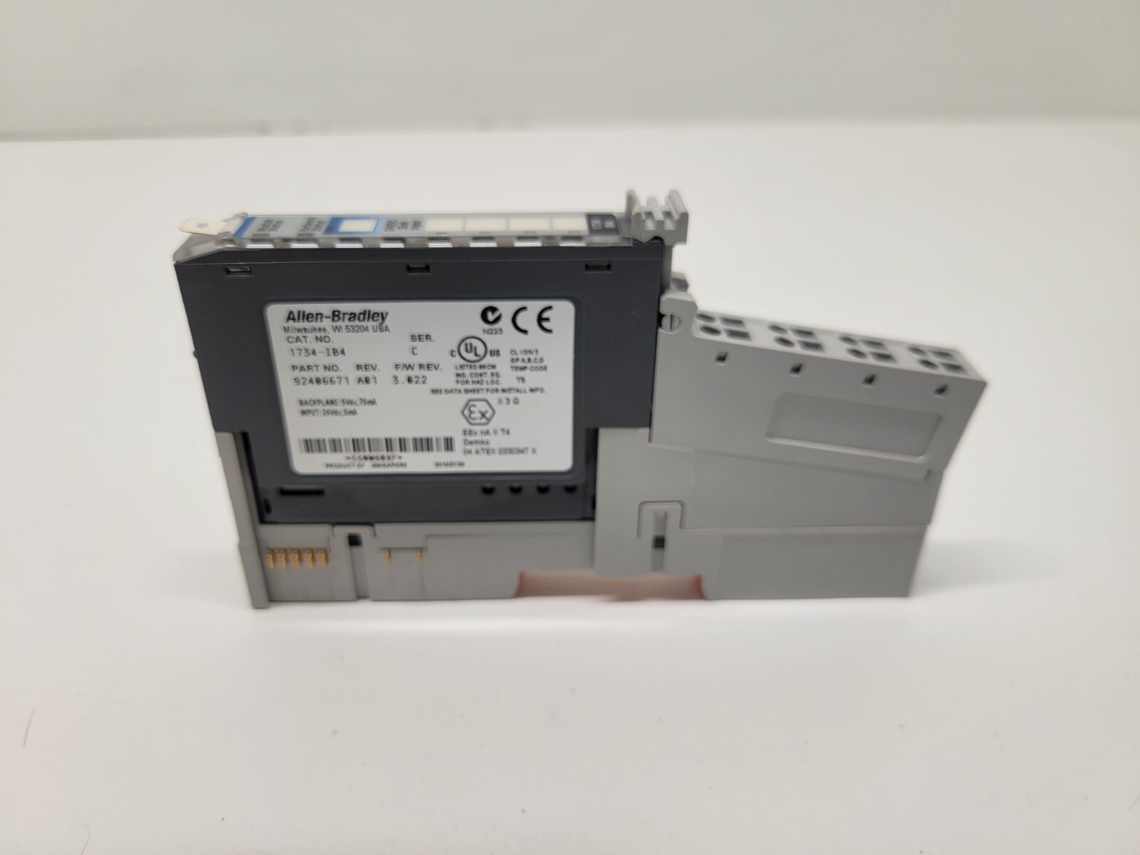 GOOD USED ALLEN-BRADLEY 24VDC SINK INPUT MODULE W/ BASE 1734-MB 1734-IB4