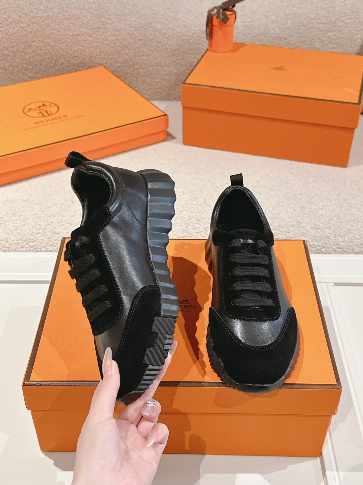 Hermes Trail Sneaker Black Men's Shoes Leather Trainers Hermes Trail Sneaker Black Men's Shoes Leather Trainers